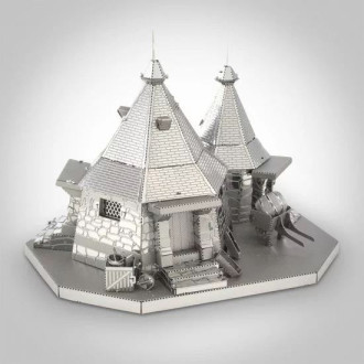 Harry Potter 8 Gifts for Movie Lovers HARRY POTTER HAGRID’S HUT METAL EARTH MODEL