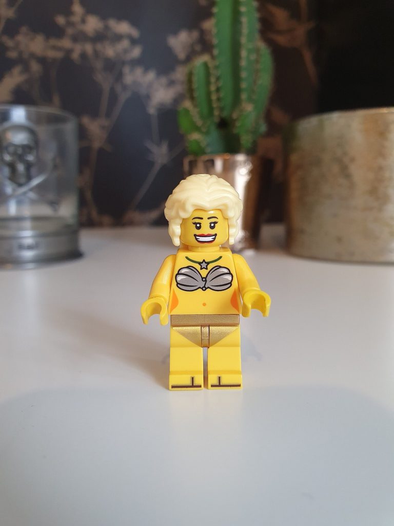 Babs Windsor in Lego